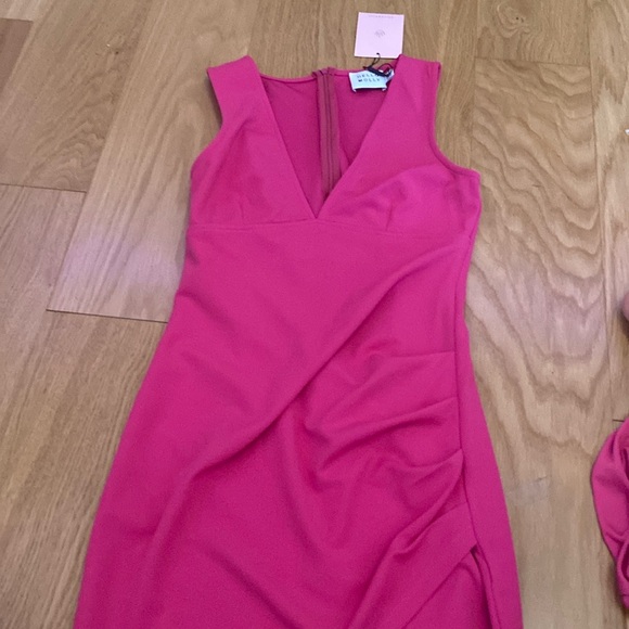 Hello molly dress - Picture 1 of 2